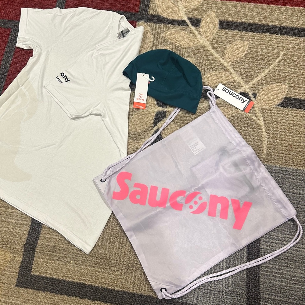 Saucony Bag, Cap & T-Shirt